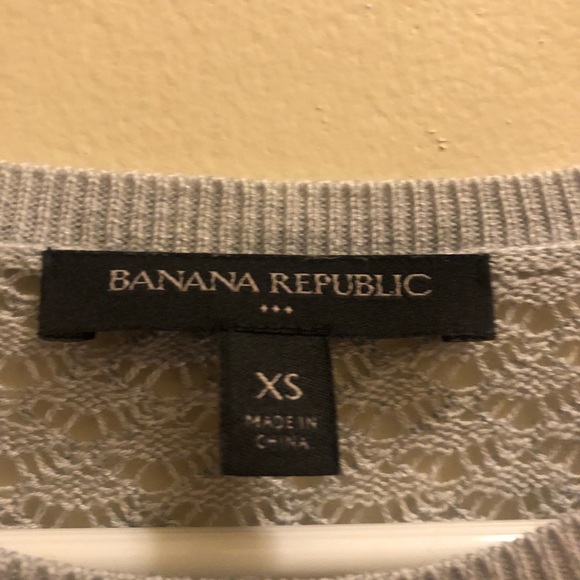 banana republic gray short sleeve sweater - Picture 2 of 7